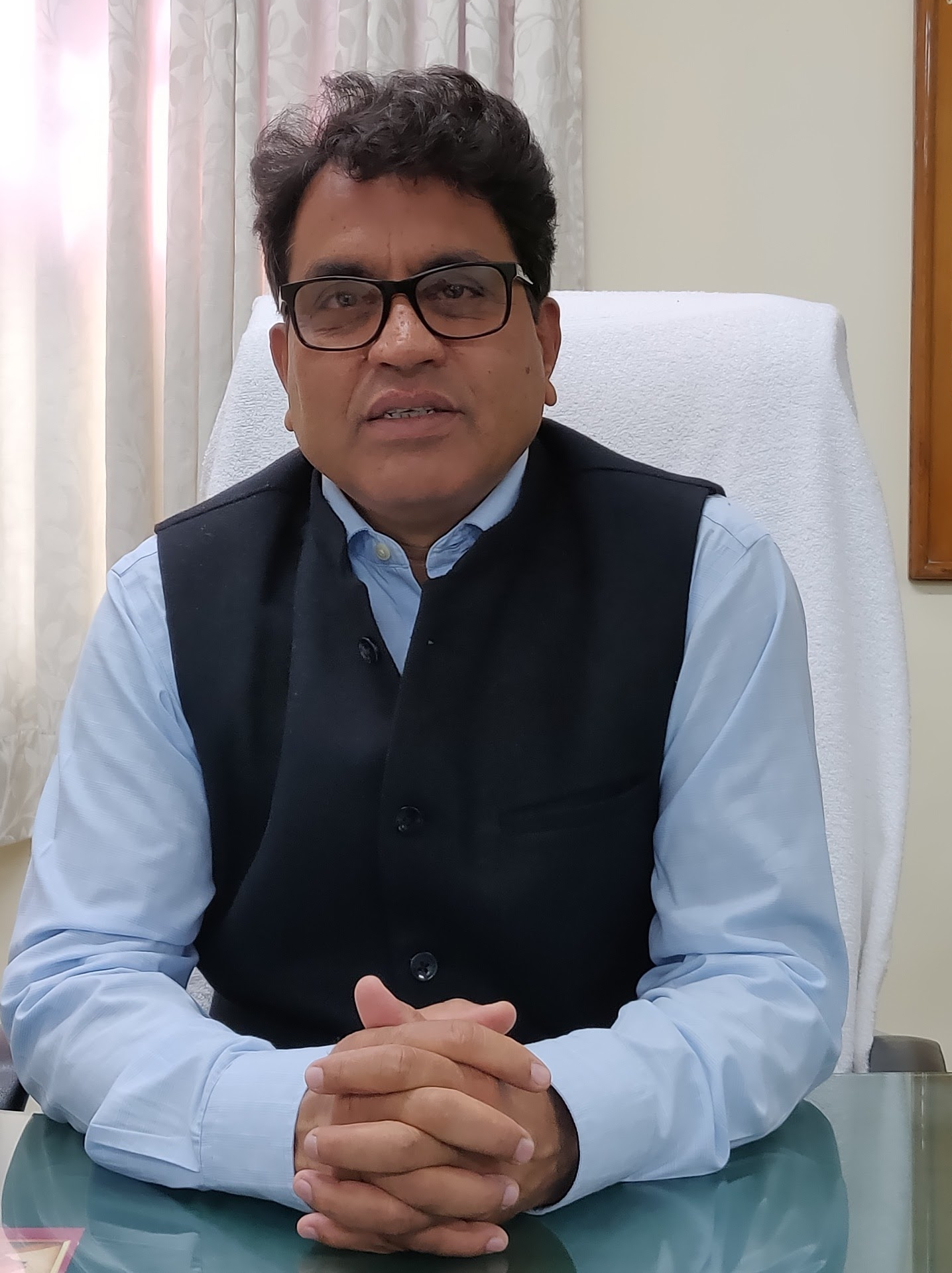 Photo of Prof. Heeraman Tiwari